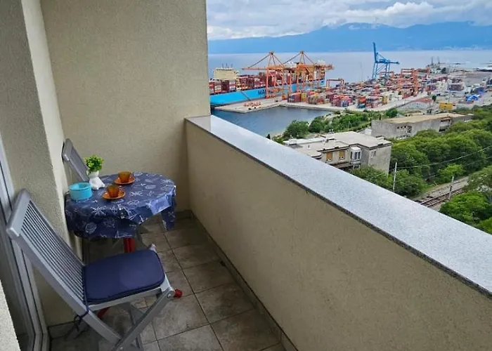 Appartement Mazi *